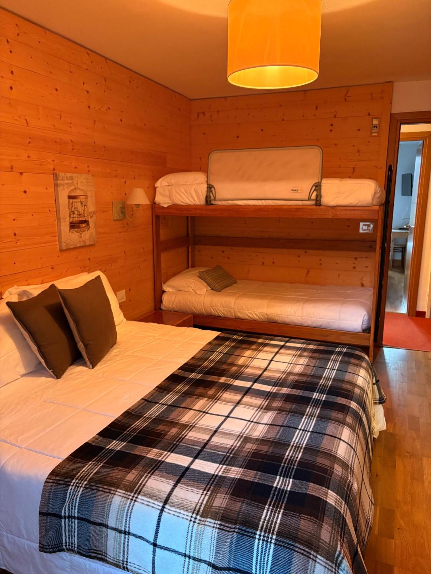 Hotel Pedretti Branzi Exteriér fotografie