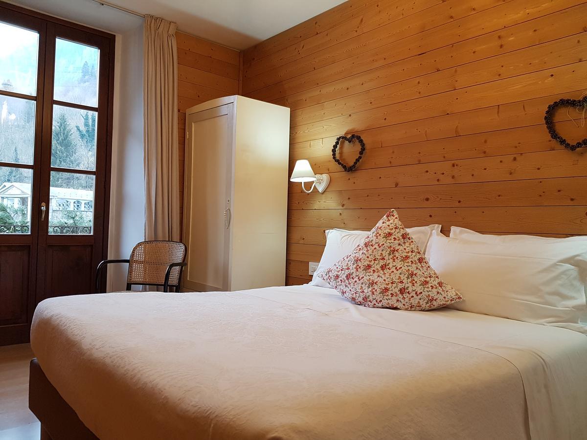 Hotel Pedretti Branzi Exteriér fotografie