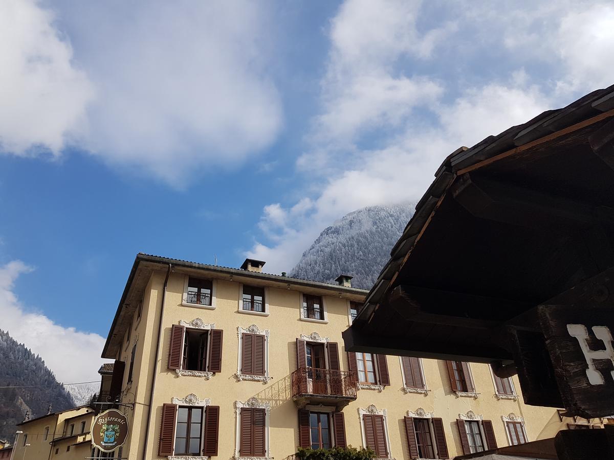 Hotel Pedretti Branzi Exteriér fotografie